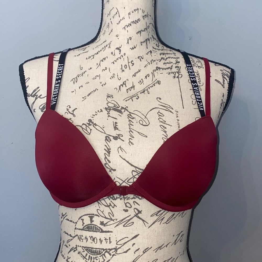 Victoria’s Secret bra